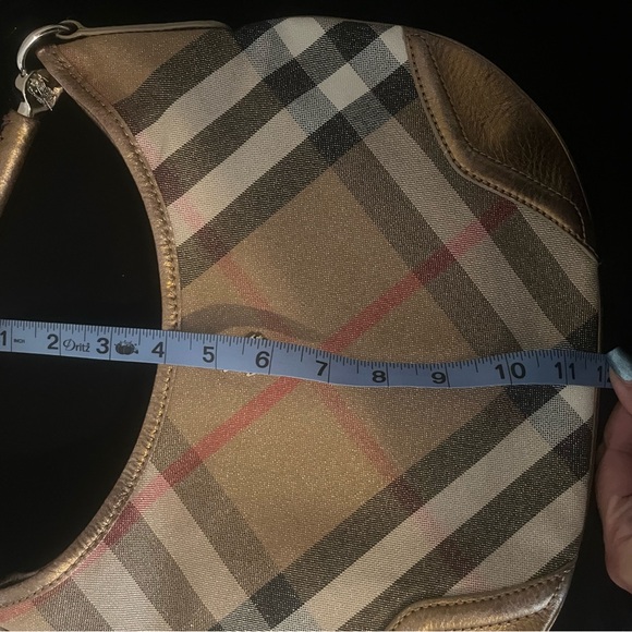 Metallic Burberry Purse - Picture 6 of 6